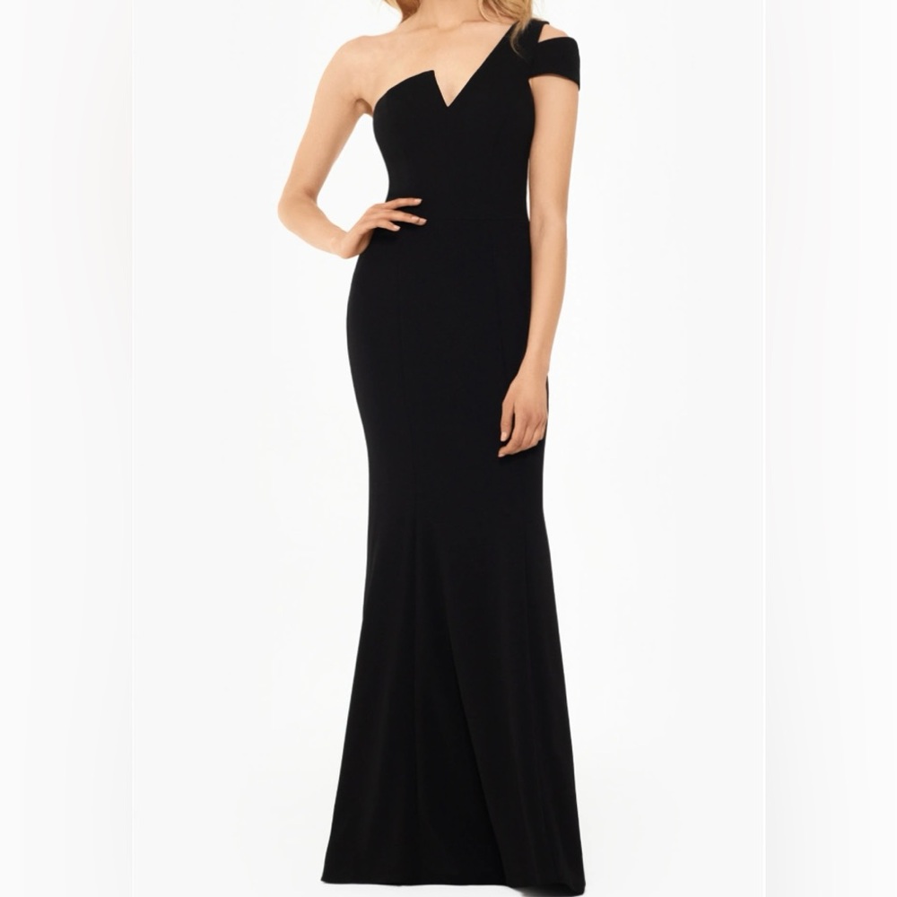 Betsy & Adam One-Shoulder Scuba Crepe Gown